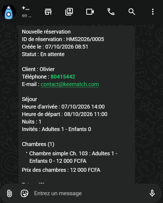 Message WhatsApp re&ccedil;u par le propri&eacute;taire : nouvelle r&eacute;servation avec client, t&eacute;l&eacute;phone, dates de s&eacute;jour et chambre